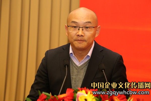 華宿電氣董事長余龍山路演推介.jpg